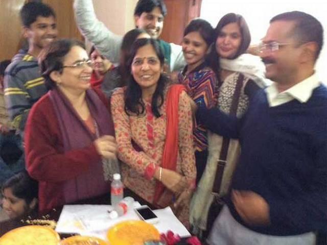 पढ़ें: जीत के बाद अरविंद केजरीवाल के भाषण का ट्रांस्क्रिप्ट Arvind Kejriwal Vistory Speech