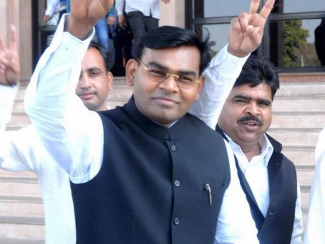 मायावती के विधायक को नौ मार्च तक जेल भेजा गया bsp supremo mayawati’s mla sent to jail