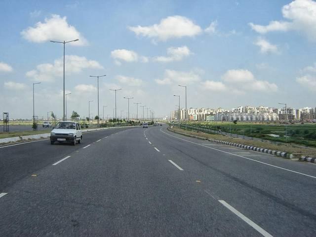 15 मार्च से इस शहर में मिलेगा फ्री वाइ-फाई! Free Wi-Fi on Greater Noida expressway