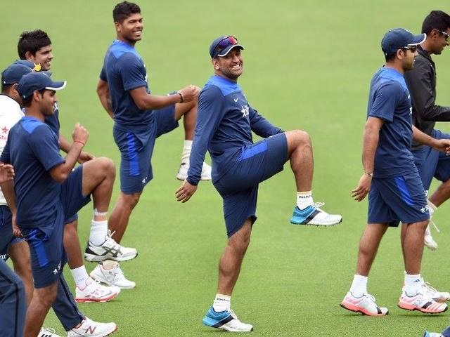 किंग खान ने हाई वोल्टेज मुकाबले से पहले दी टीम इंडिया को शुभकामनाएं Team India_World Cup 2015_Pakistan_Australia_Shahrukh Khan_Best-Wishes_