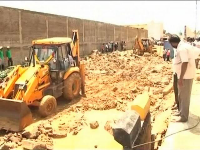 यूपी: चंदौली जिले में निर्माणाधीन मकान ढहने से 12 की मौत up_house_collapses