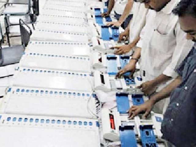 तमिलनाडु: श्रीरंगम उपचुनाव के लिए मतगणना शुरू srirangam_byelection_begins