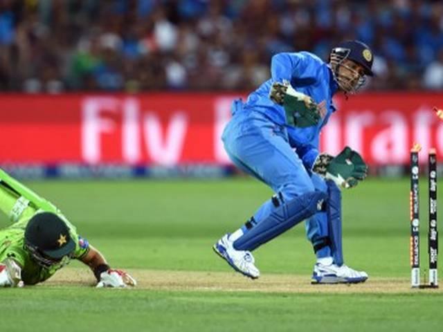IND Vs PAK: जीत के बाद भी धोनी मायूस! dhoni