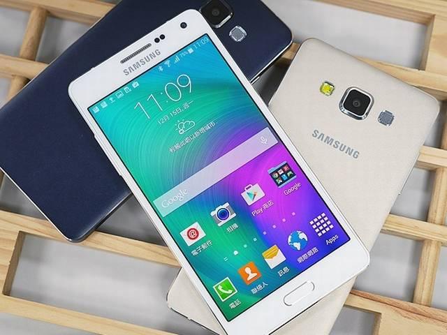 बेहतरीन फ्रंट कैमरे के साथ सैमसंग ने 4G गैलेक्सी ग्रैंड मैक्स किया लॉन्च Samsung Galaxy Grand Max listed online at Rs 15,990