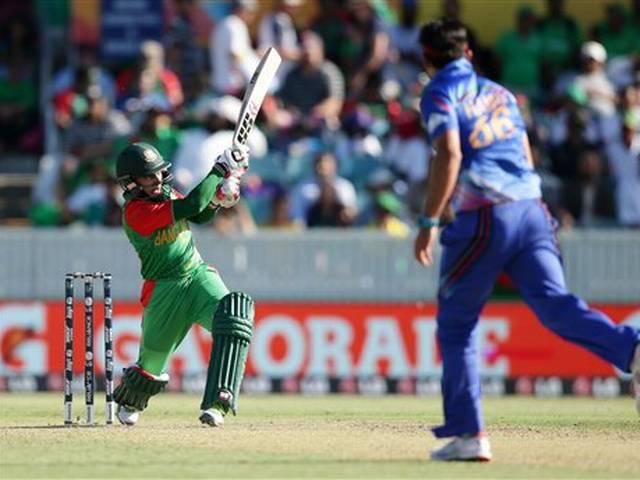 अफगानिस्तान की 105 रनों से करारी हार Bangladesh beat debutants Afghanistan by 105 runs