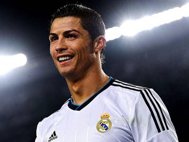 गाने में रोनाल्डो का मजाक, बार्सिलोना जांच के घेरे में Barcelona face investigation over Cristiano Ronaldo song