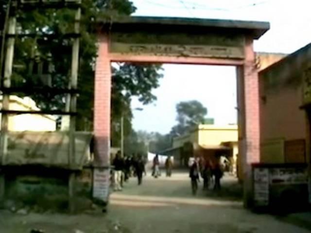 मालदा में एक विधवा महिला के साथ गैंग रेप मालदा में एक विधवा महिला के साथ गैंग रेप
