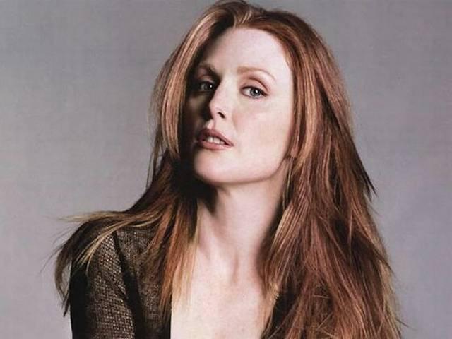 तब कोई मुझे आकर्षक नहीं मानता था: जूलियन मूर No one thought I was attractive: Julianne Moore
