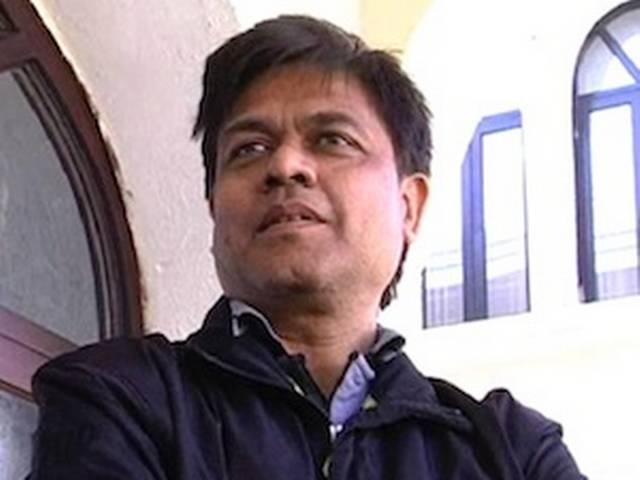 अफसर के ठिकानों पर छापा, अवैध संपत्ति का खुलासा अफसर के ठिकानों पर छापा, अवैध संपत्ति का खुलासा
