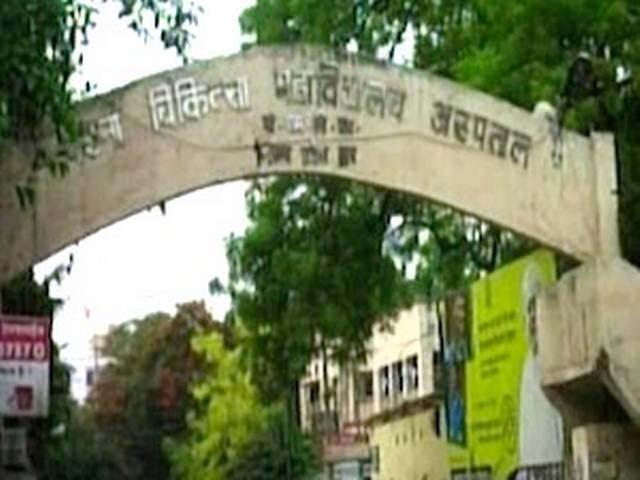 बिहार: दो गुटों की लड़ाई में गईं बच्चे की आंखें बिहार: दो गुटों की लड़ाई में गईं बच्चे की आंखें