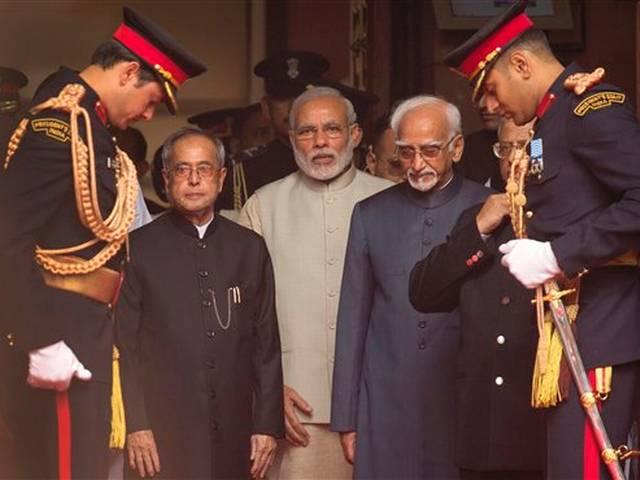 भूमि अधिग्रहण कानून में जरूरी सुधार किये गए हैं : राष्ट्रपति Land Act “suitably refined”: President