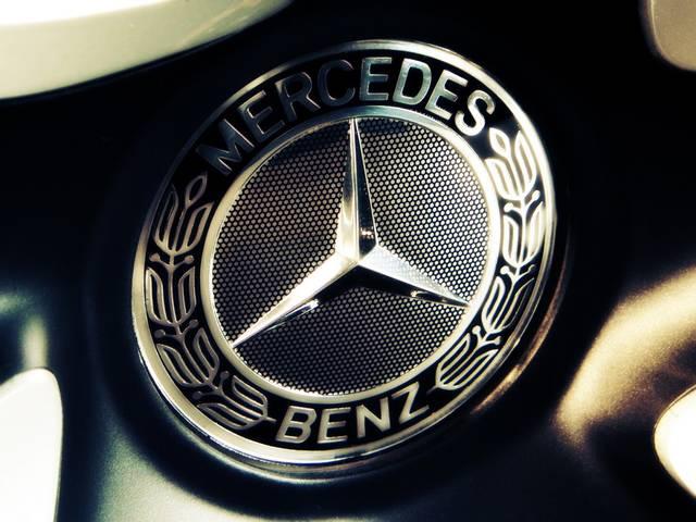 मर्सिडीज बेंज ने करीब डेढ़ लाख कारें वापस मंगाई Mercedes-Benz recalls 147,000 cars