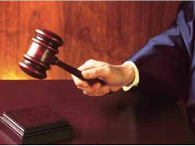 पत्नी को सांवली होने का ताना देना घरेलू हिंसा,पति दे गुजारा भत्ता: अदालत पत्नी को सांवली होने का ताना देना घरेलू हिंसा,पति दे गुजारा भत्ता: अदालत