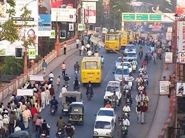 डॉक्टर ने परिवार को खत्म कर आत्महत्या की डॉक्टर ने परिवार को खत्म कर आत्महत्या की