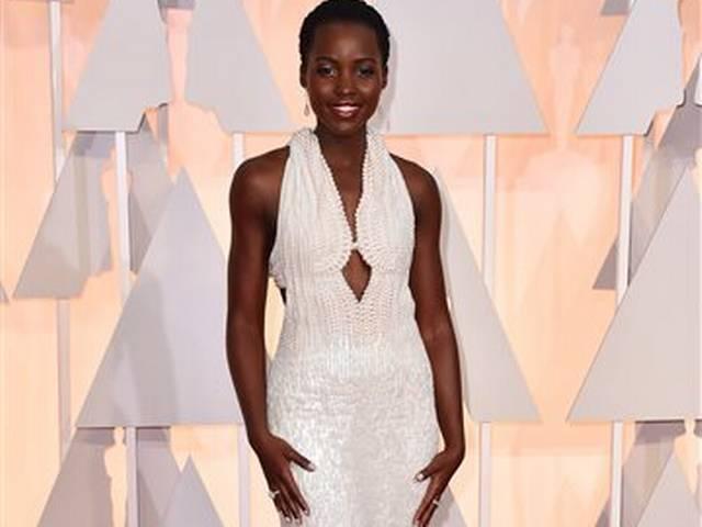 लुपिता की डेढ़ लाख डॉलर की ड्रेस चोर ने वापस लौटाई Lupita Nyong’o Oscars gown returned after thieves discover pearls are fake