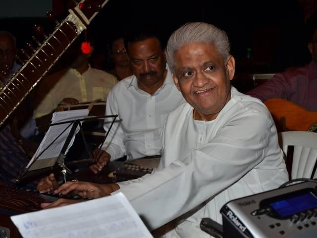 फिल्मों में संगीत देने को तैयार हैं प्यारेलाल Pyarelal Ready to Compose Music for Bollywood Films