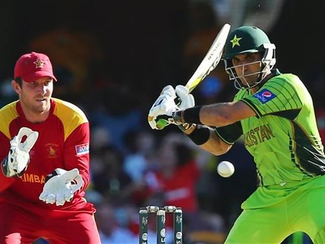मिसबाह पर अख्तर का यूटर्न Akhtra’s U-turn on Misbah, says skipper is keeping team alive
