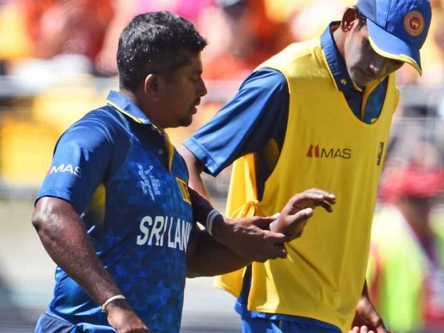 World Cup 2015: मुरलीधरन ने हेराथ के जल्दी स्वस्थ होने की कामना की Muralitharan_Rangana Herath_Sri Lanka_World Cup 2015_