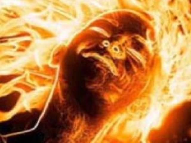 पति ने पत्नि को जिंदा जलाया पति ने पत्नि को जिंदा जलाया