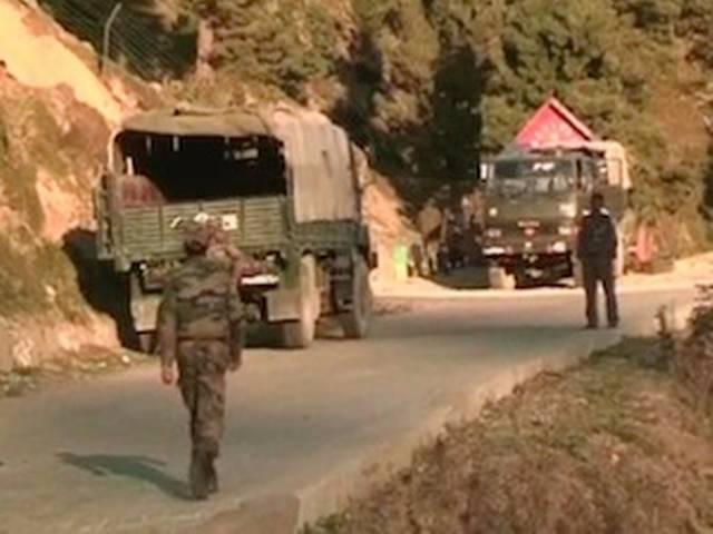केरन सेक्टर में घुसपैठ का प्रयास नाकाम, चार आतंकी ढेर केरन सेक्टर में घुसपैठ का प्रयास नाकाम, चार आतंकी ढेर