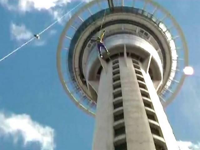 ऑकलैंड में एबीपी संवाददाता कुंतल की बंज्जी जंपिंग Auckland