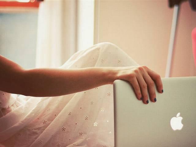 पोर्न देखने से सुधर सकती है 'सेक्स लाइफ' porn_in_life