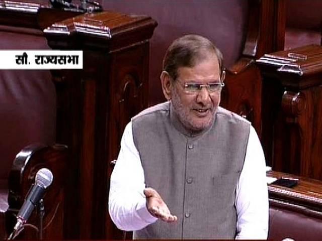 'अपमानित' कर अब शरद यादव बोले, मैं स्मृति का सम्मान करता हूं sharad_yadav_smriti_irani