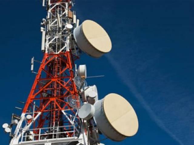 स्पेक्ट्रम नीलामी: 14वें दिन बोली 109000 करोड़ रुपये पहुंची Spectrum Auction Bids