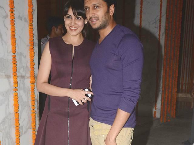 ...जब रितेश ने जेनेलिया के सामने रखा दोबारा शादी का ऑफर! Ritesh Deshmukh_Genelia Deshmukh_