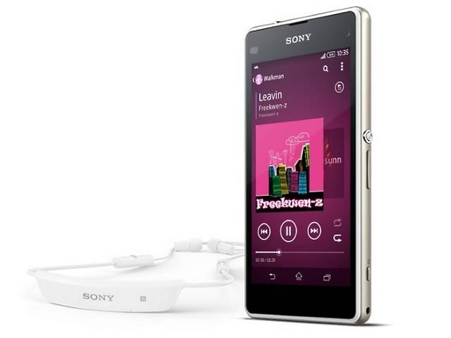 सोनी ने लॉन्च किया Xperia J1 Compact, पहला ऐसा स्मार्टफोन जो होगा 'सिम फ्री' Sony Xperia J1 Compact With 20.7-Megapixel Camera, 4.3-Inch Display Launched