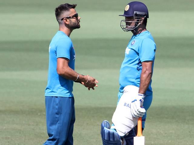 विराट बड़े मौके पर प्रदर्शन करने वाला खिलाड़ी: धोनी VIRAT KOHLI_MS DHONI