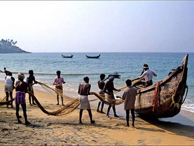 श्रीलंकाई नौसेना ने 29 भारतीय मछुआरों को हिरासत में लिया 29 Indian fishermen arrested by Sri Lankan navy
