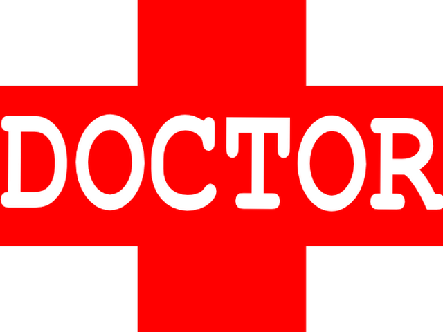 भारत में डॉक्टरों का कमाल, जांघ की वसा से विकसित किया ब्रेस्ट Doctor_surgery_