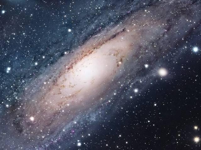 नजदीकी आकाशगंगा में मिले लाखों युवा तारे Over million young stars found in nearby galaxy