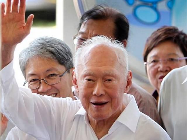 सिंगापुर के पहले पीएम ली कुआन येव का निधन Modern Singapore’s founding father, Lee Kuan Yew, dies at 91