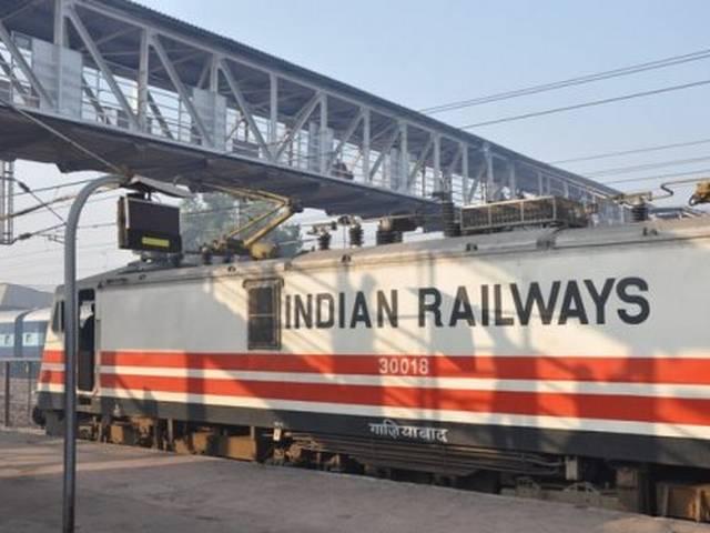 रेलवे प्लेटफार्म टिकट अब 10 रुपये में Platform tciket price hiked by double