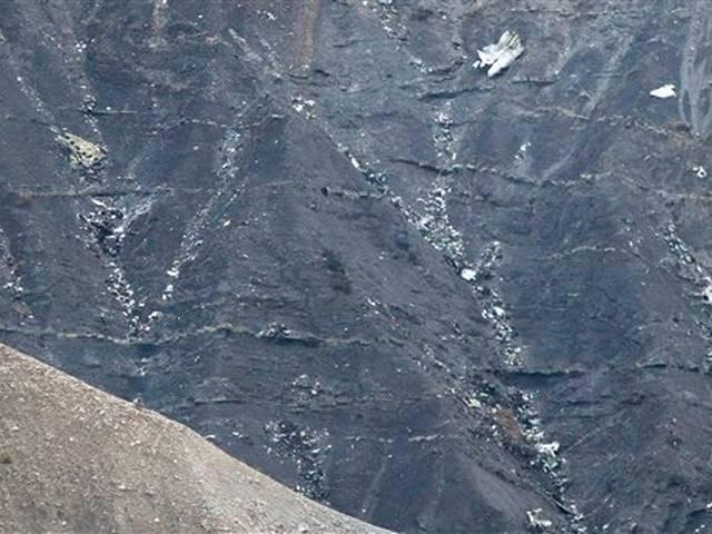 जर्मनविंग्स क्रैश : ब्लैक बॉक्स में मिले उपयोगी आंकड़े Germanwings crash: Black box ‘has usable data’