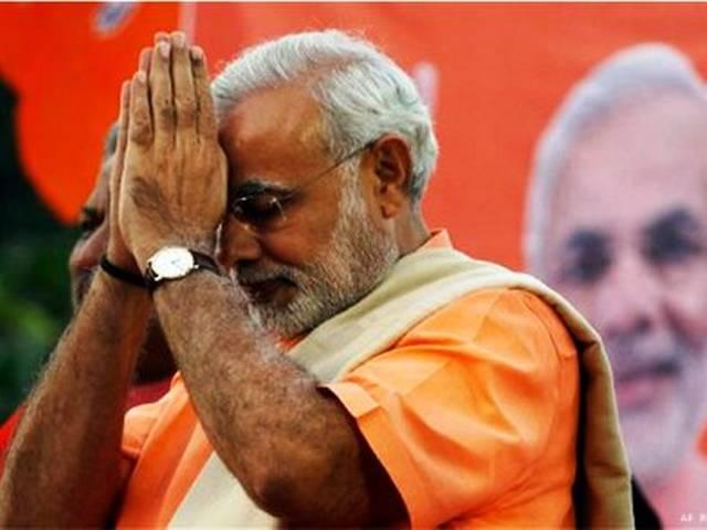 'ली कुआन यू' के अंतिम संस्कार के लिए सिंगापुर पहुंचे पीएम मोदी, भारत में भी आज राष्ट्रीय शोक singapore_ex pm_Lee Kuan Yew
