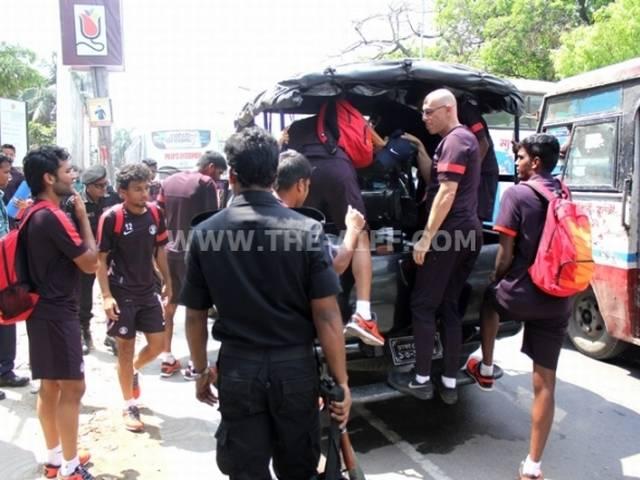 बाल-बाल बचे भारतीय U-23 फुटबॉल खिलाड़ी indian football team