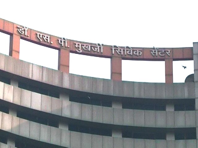 1800 करोड़ बचे हैं, पर केजरीवाल सरकार नहीं दे रही है सफाई कर्मचारियों के वेतन mcd_employes_salary
