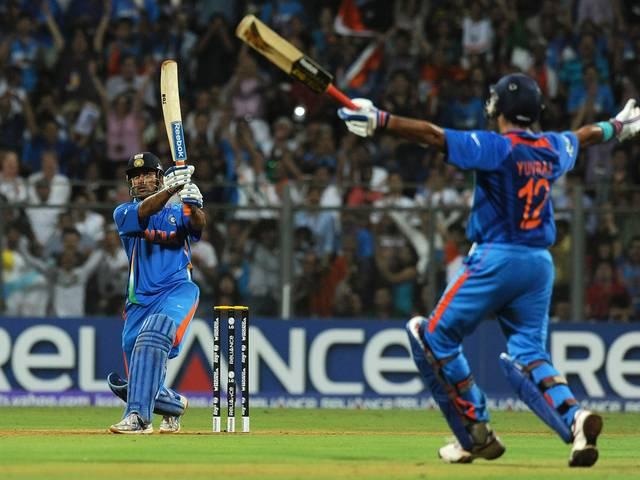 ON THIS DAY: धोनी के छक्के से टीम इंडिया बनी थी विश्व विजेता four years of ICC Cricket World Cup 2011 win
