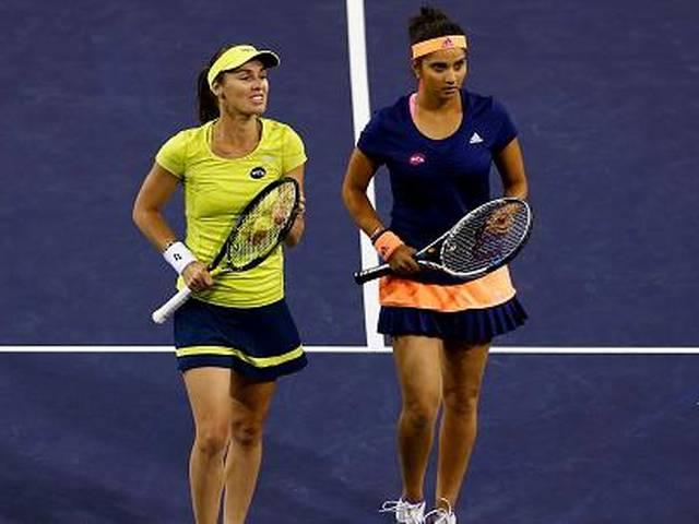 सानिया-हिंगिस की जोड़ी मियामी ओपन के फाइनल में Sania, Hingis reach final of Miami Open
