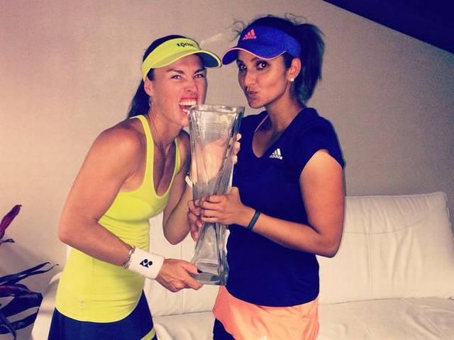 विश्व की नंबर एक खिलाड़ी बनने के करीब पहुंची सानिया मिर्ज़ा Sania inches closer to world number one rank