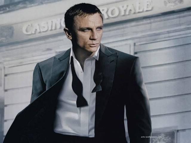चोटिल डेनियल ने कराई घुटने की सर्जरी Daniel craig_