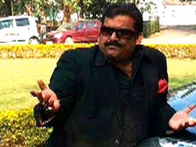 छत्तीसगढ़ में सांसद के भाई ने विरोधी पर गाड़ी चढ़ाकर की मारने की कोशिश chhattishgarh_judev_family_allegation