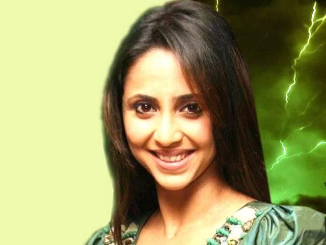 सेट पर बेहोश हुईं राम कपूर की पत्नी गौतमी कपूर gautami_kapoor_faints