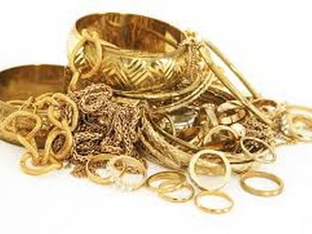 सर्राफा बाजार में लगातार दूसरे दिन रही तेजी, सोना पहुंचा 27,000 के पार gold_market