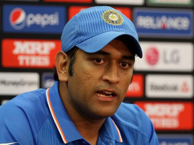 युवा खिलाड़ी टीम की बैक बोन हैं: धोनी Dhoni interview
