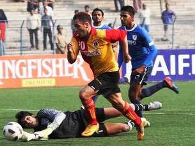 डेम्पो ने ईस्ट बंगाल को करारी शिकस्त दी डेम्पो ने ईस्ट बंगाल को करारी शिकस्त दी