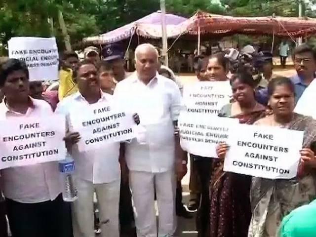 आंध्र प्रदेश: गांव जाने से डर रहा है मुट्ठभेड़ में बचा व्यक्ति andhra pradesh encounter- survivor not raedy to go back